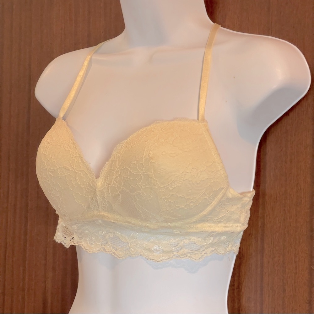 Trillium Cream Lace Trim Contour Bra